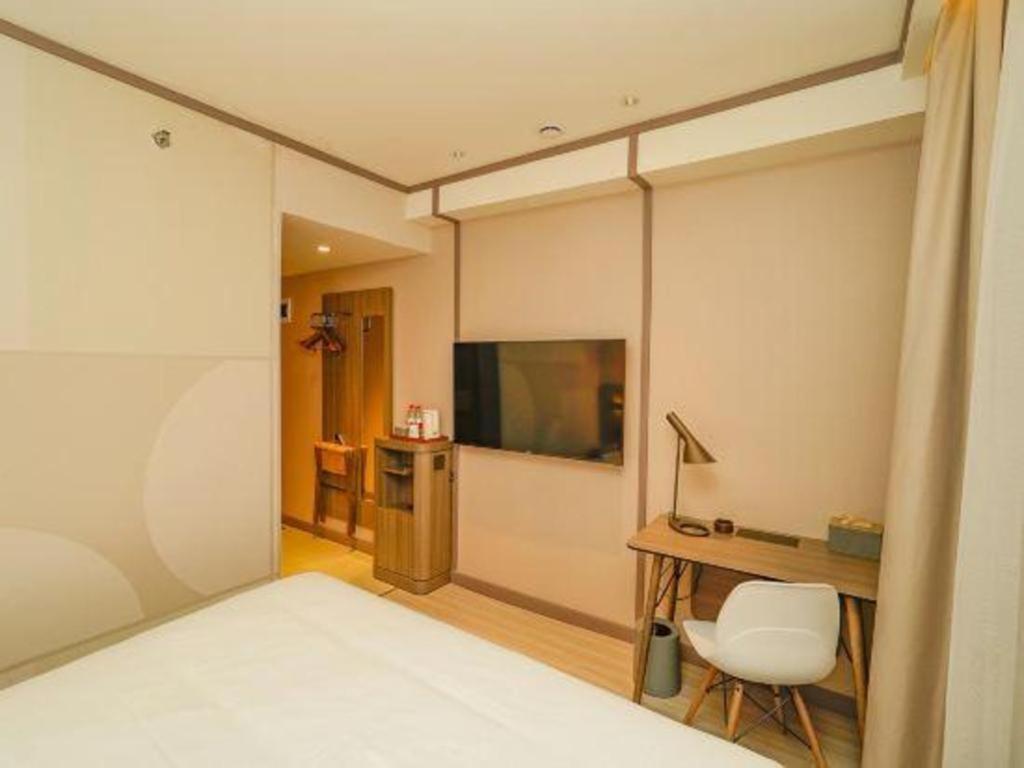Hanting Hotel Hangzhou Central Wulin Square Metro Station Buitenkant foto